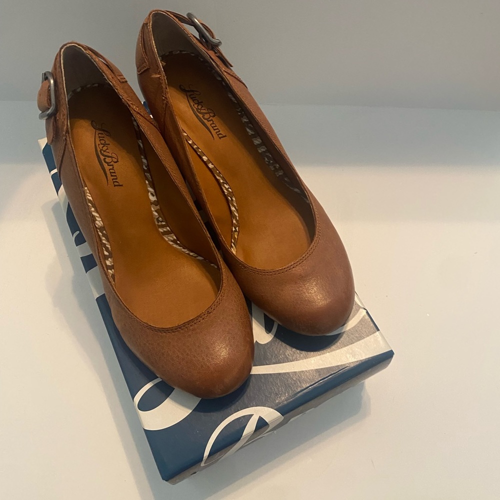 Lucky Brand Women wedges. Size 7.5